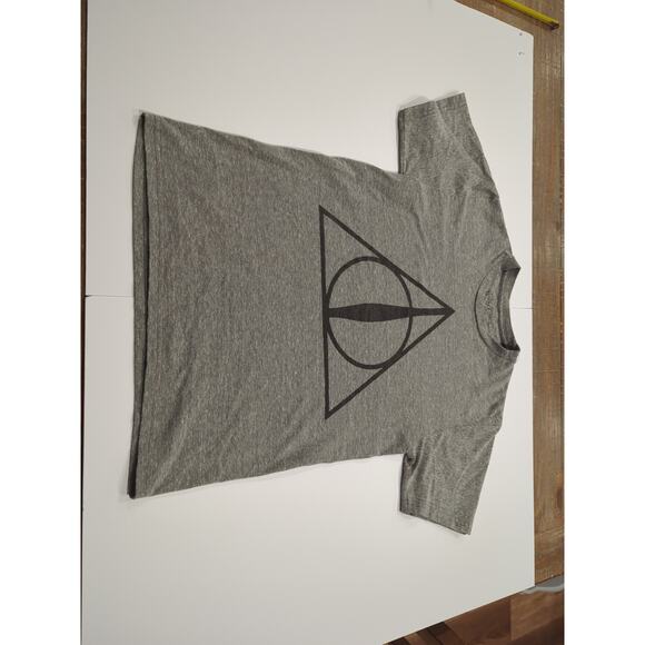 Harry Potter Grey Short Sleeve Tee Small Deathly Hallows - Picture 1 of 6
